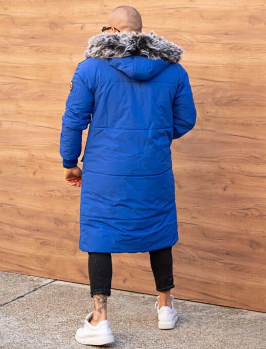 Parka lunga de iarna pentru barbati cu eco blana-albastru regal cod 3701-1