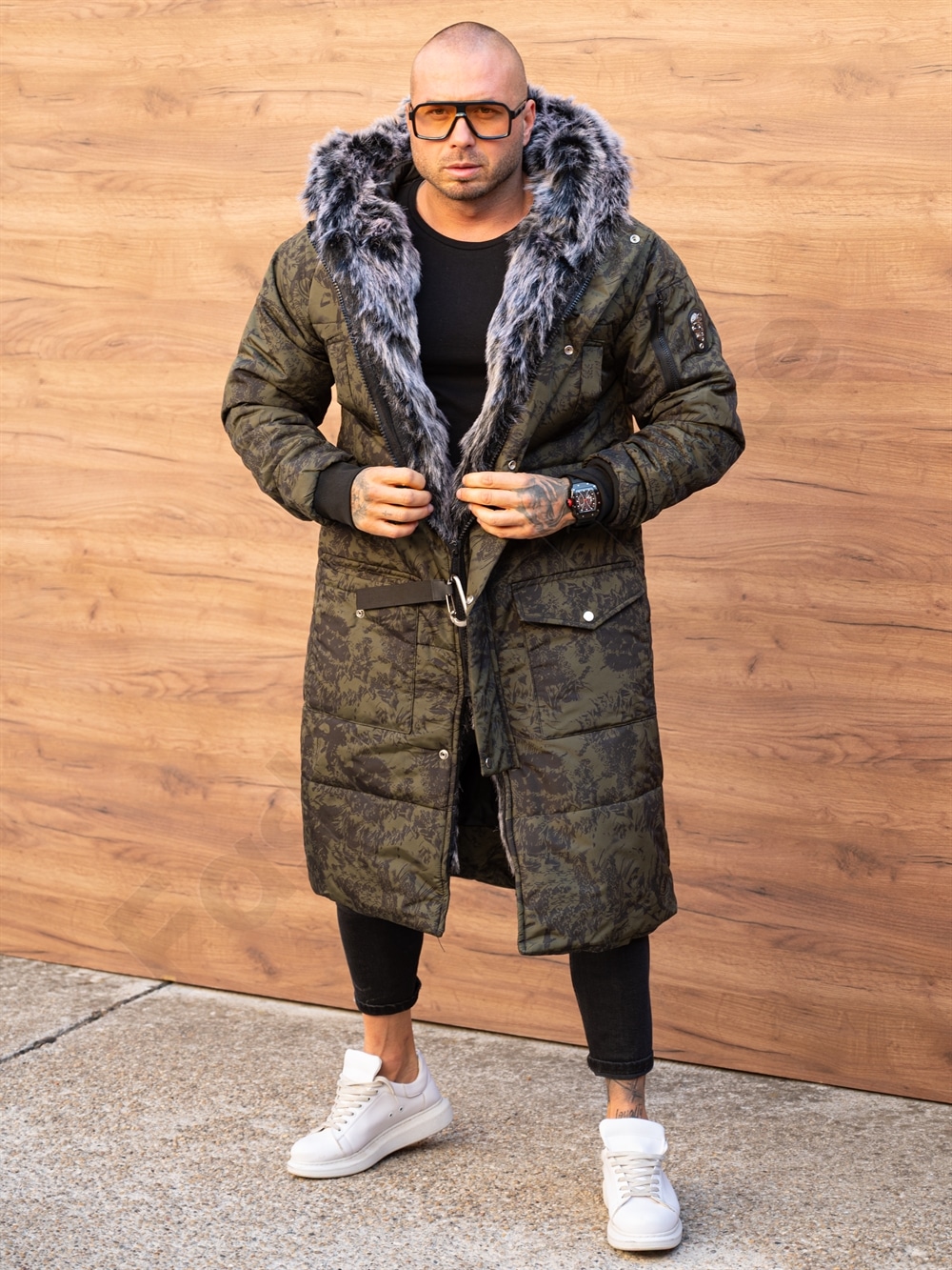 Parka lunga de iarna pentru barbati cu eco blana-kaki/negru cod 3718-1