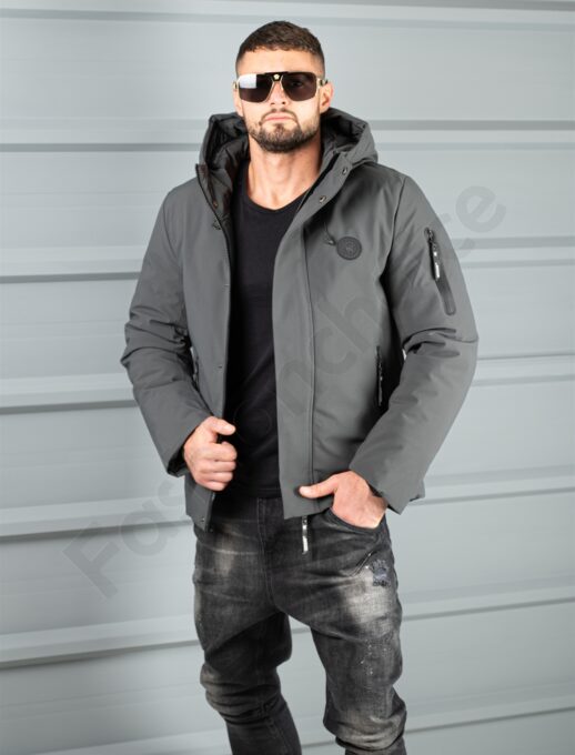 Geaca barbati pentru iarna cu guler inalt si gluga-grafit cod 5332-1