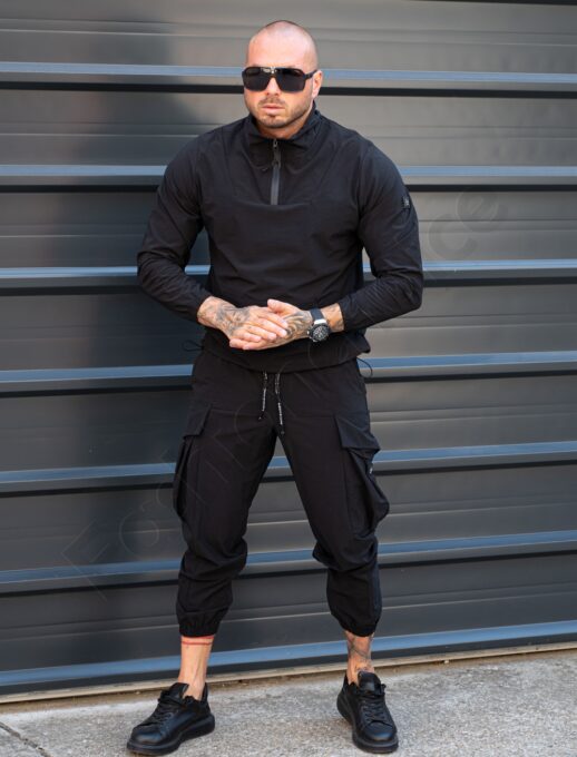 Compleu pentru barbati din fas cu hanorac hoodie si buzunare cargo-negru cod 7115