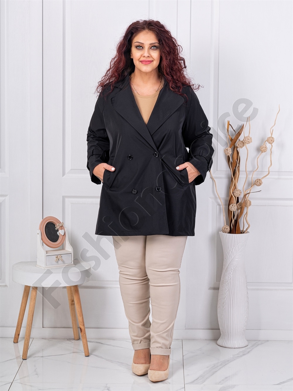 Trenci maxi din fas cu catarame pe maneci-negru cod 5123