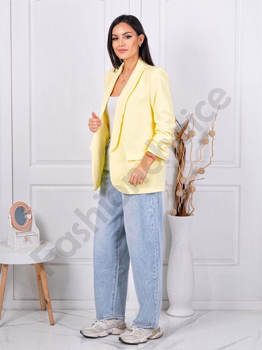 Blazer de dama cu maneci suflecate-galben dechis cod 10207-10