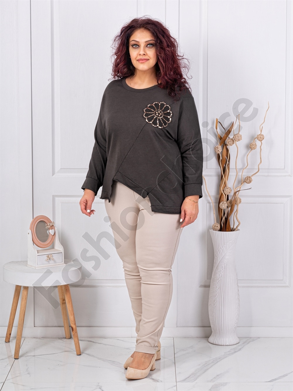 Tunica maxi cu design asimetric si aplicatie cu paiete-maro cod 261239-5