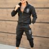 Compleu sport pentru barbati cu emblema brodata si guler inalt-negru cod 6126