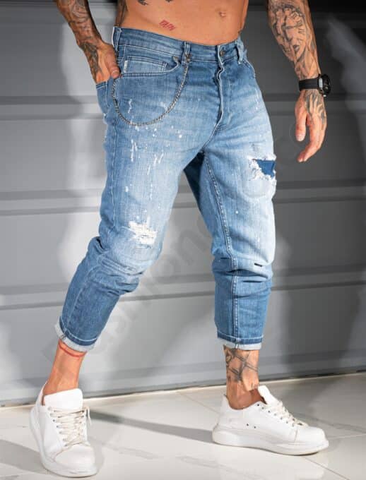 Blugi albastri pentru barbati cu efect rupt si patch-uri din denim cod 6879