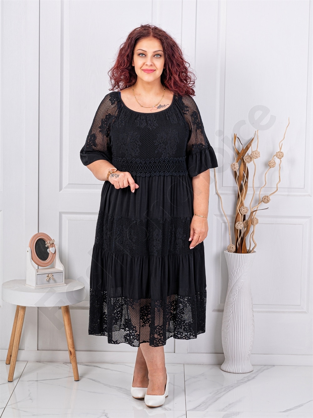 Rochie maxi pentru vara cu volane si dantela-negru cod 5003