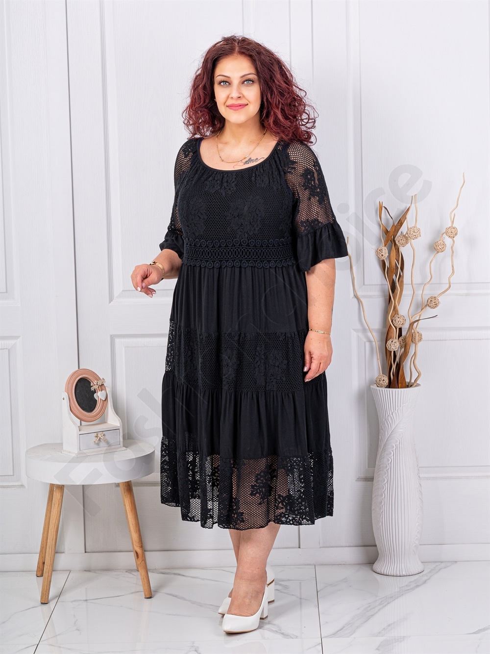 Rochie maxi pentru vara cu volane si dantela-negru cod 5003