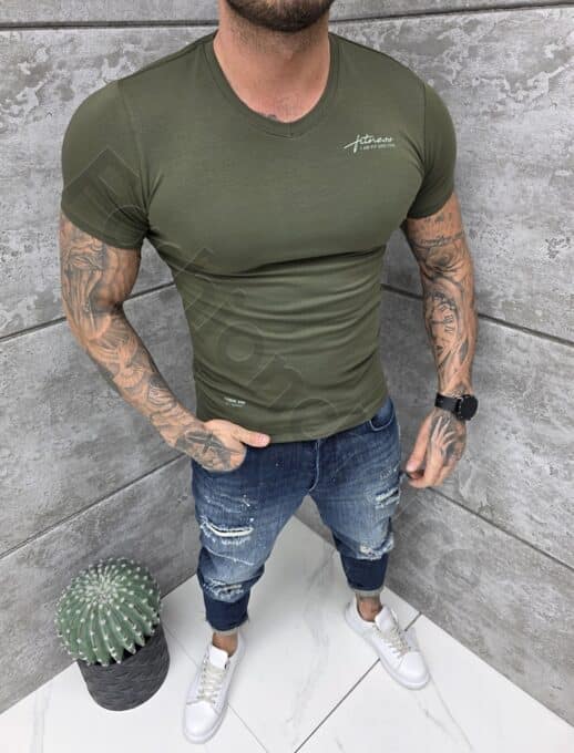 Tricou barbati Slim fit cu decolteu in forma V si imprimeu mica-kaki cod 262012-7