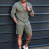 Compleu Italian din 100% in cu guler clasic si pantalon scurt-kaki cod 26006-3