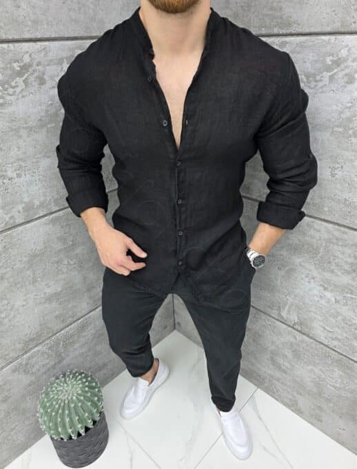 Compleu din 100% in cu maneca lunga si guler la baza gatului-negru cod 26004-4
