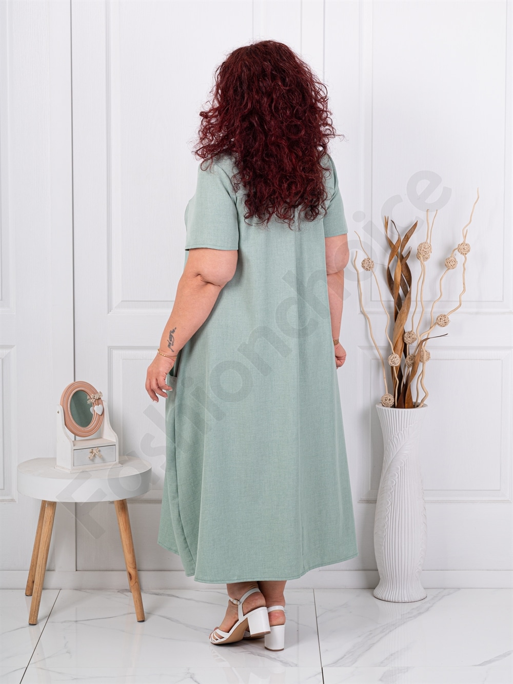 Rochie maxi pentru vara cu decolteu in forma V si colier multicolor-menta cod 2624016-2