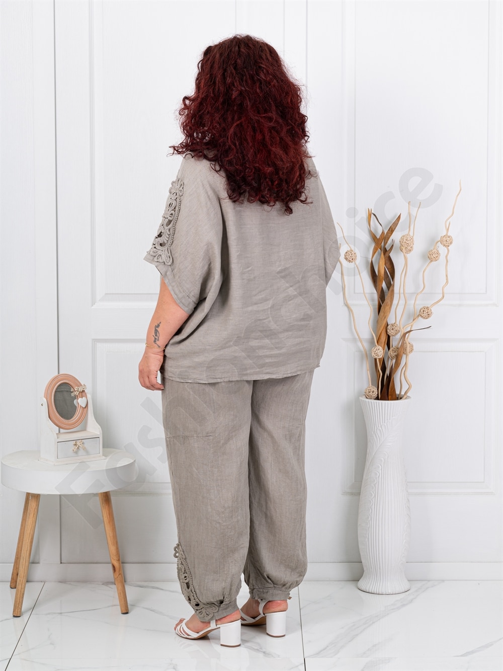 Set maxi elegant din 100% in cu accente din dantela-moca cod 160/236-2