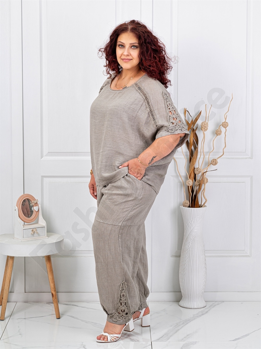 Set maxi elegant din 100% in cu accente din dantela-moca cod 160/236-2