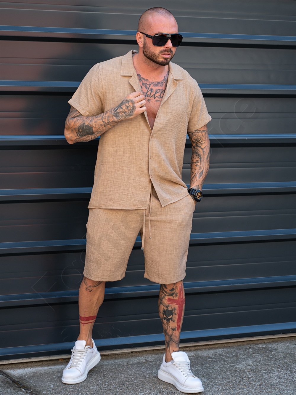 Compleu barbati pentru vara cu camasa si pantaloni scurti-moca cod 2228-4