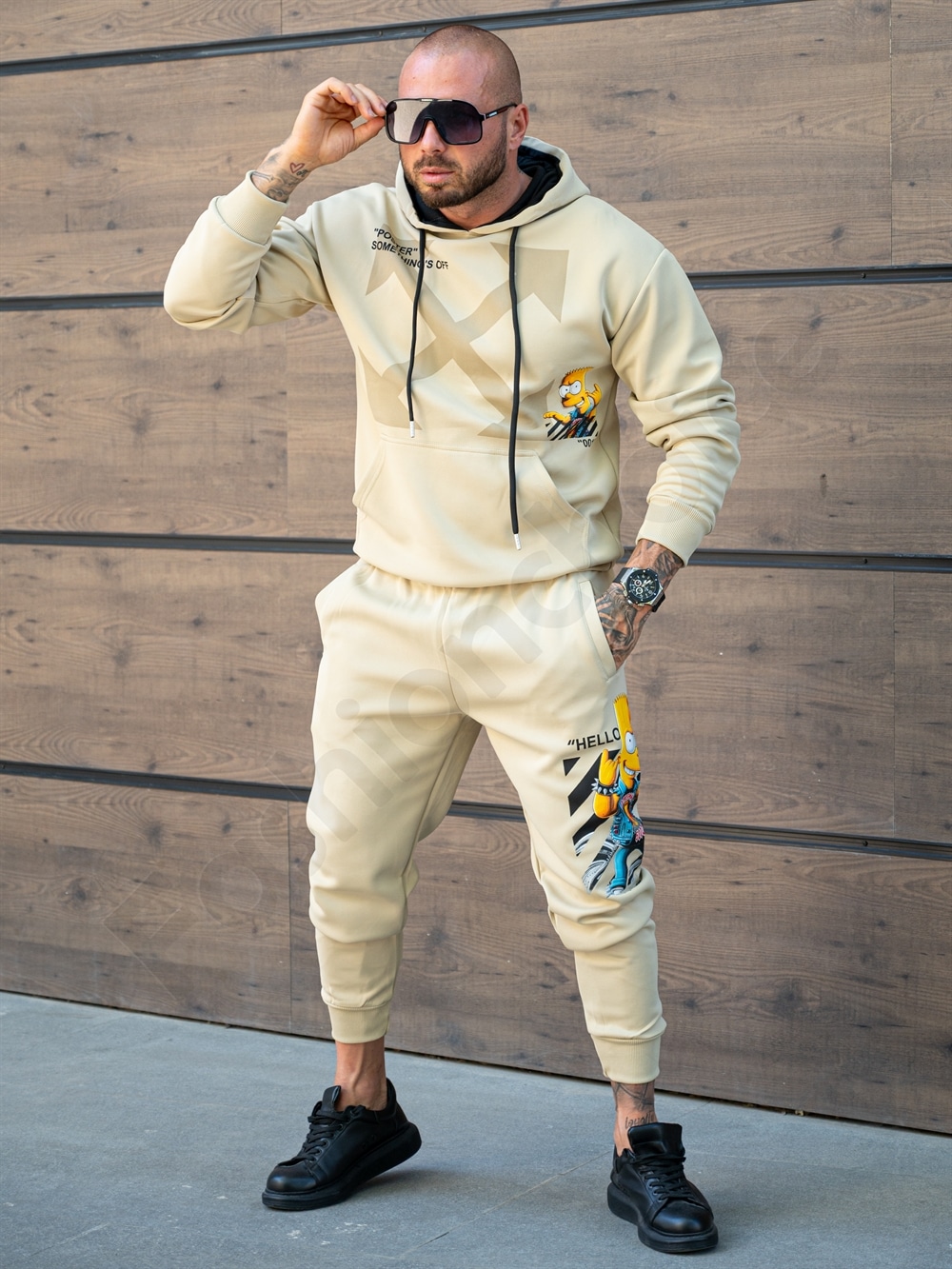 Compleu sport pentru barbati cu hanorac hoodie si imprimeu Bart-bej cod 368-1
