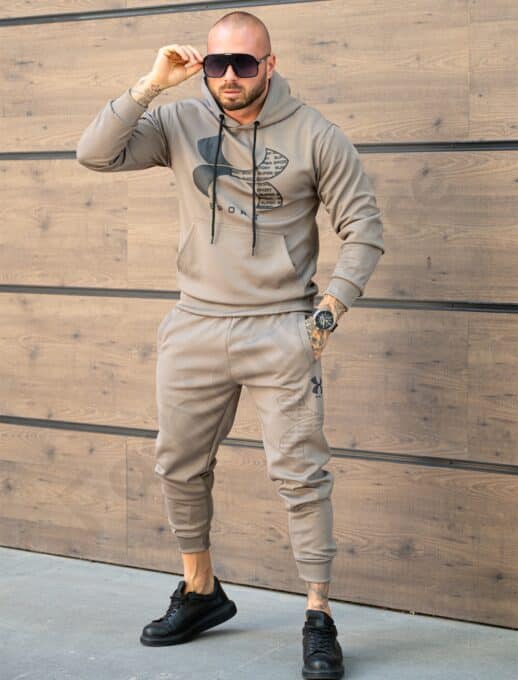 Compleu pentru barbati cu hanorac hoodie si imprimeu Sport-moca cod 5883-2