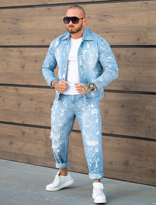 Compleu pentru barbati din denim cu efect rupt si stropit-albastru deschis cod 26005-1
