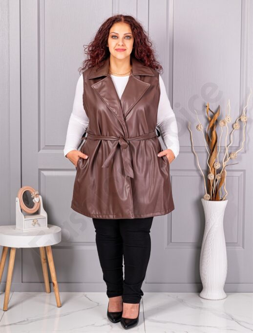 Vesta maxi din piele eco cu rever dublu si curea-ciocolata cod 52592-6