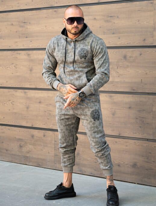 Compleu pentru barbati cu hanorac hoodie si imprimeu Cruce gotica-moca cod 6330-2