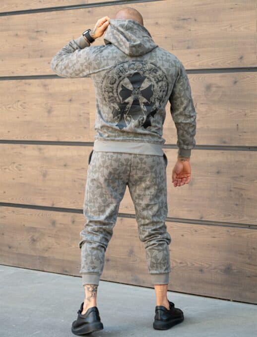 Compleu pentru barbati cu hanorac hoodie si imprimeu Cruce gotica-moca cod 6330-2