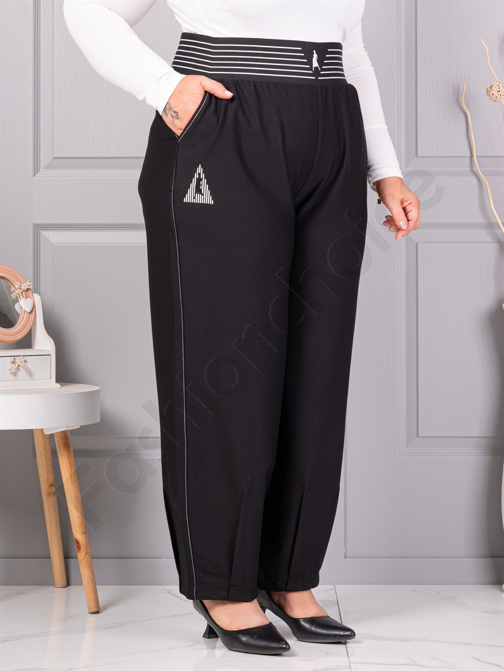 Pantalon maxi de dama cu elastic in talie si dunga discreta cod 73321