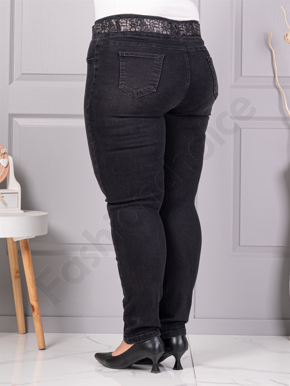 Blugi maxi din denim elastic cu print animal-negru cod 5317