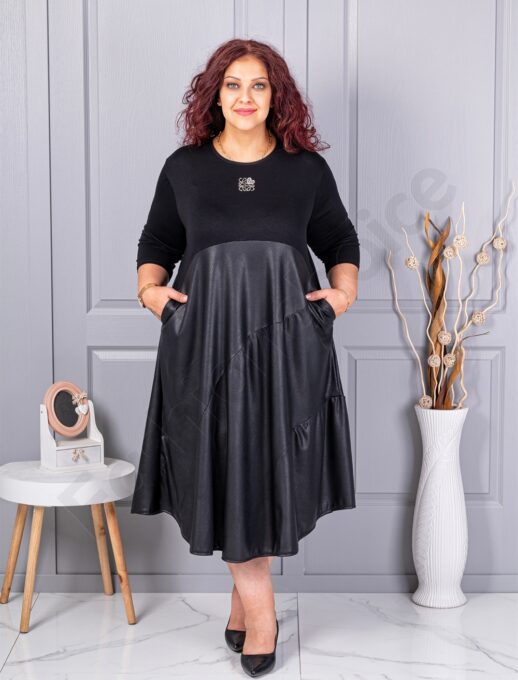 Rochie maxi eleganta in cloș cu material lucios si buzunare cod 1499