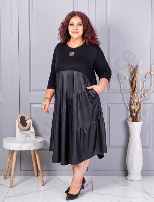Rochie maxi eleganta in cloș cu material lucios si buzunare cod 1499