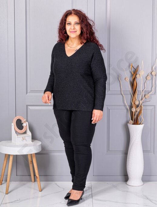 Bluza maxi din tricotaj finut cu decolteu in forma V si lame discret-negru cod 221