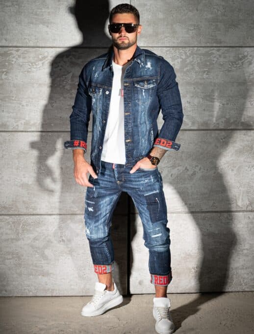 Compleu pentru barbati din denim cu efect rupt si inscriptii-albastru/rosu cod 2493-3