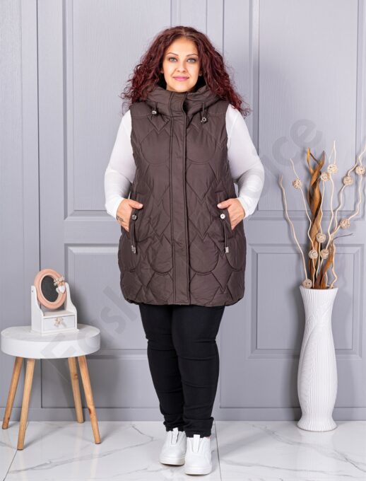 Vesta lunga groasa maxi cu guler inalt si gluga-ciocolata cod 9873-3