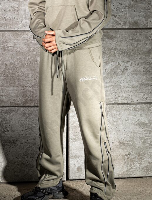 Compleu pentru barbati cu hanorac hoodie si fermoare metalice-kaki cod 6658-1