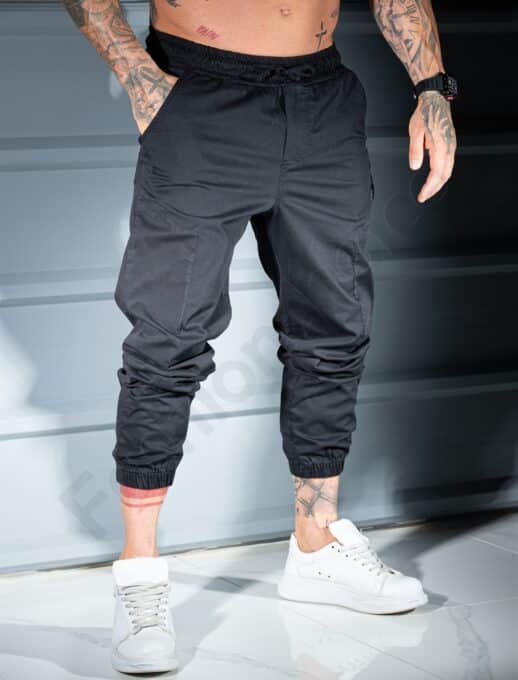 Pantalon jogger pentru barbati cu emblema mica-negru cod 3119
