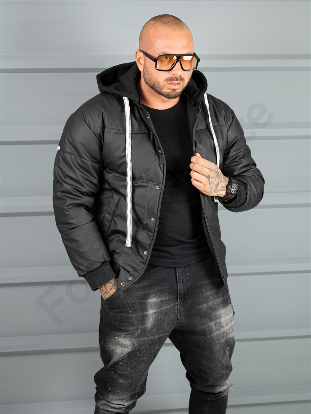 Geaca bomber din material fas impermeabil cu aplicatie RESPECT-negru cod 2508