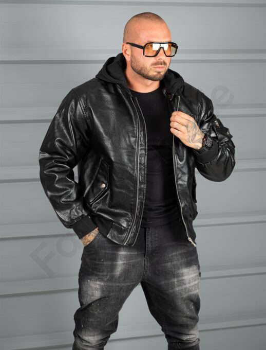 Geaca groasa bomber din piele eco cu gluga si aplicatie cod 270020