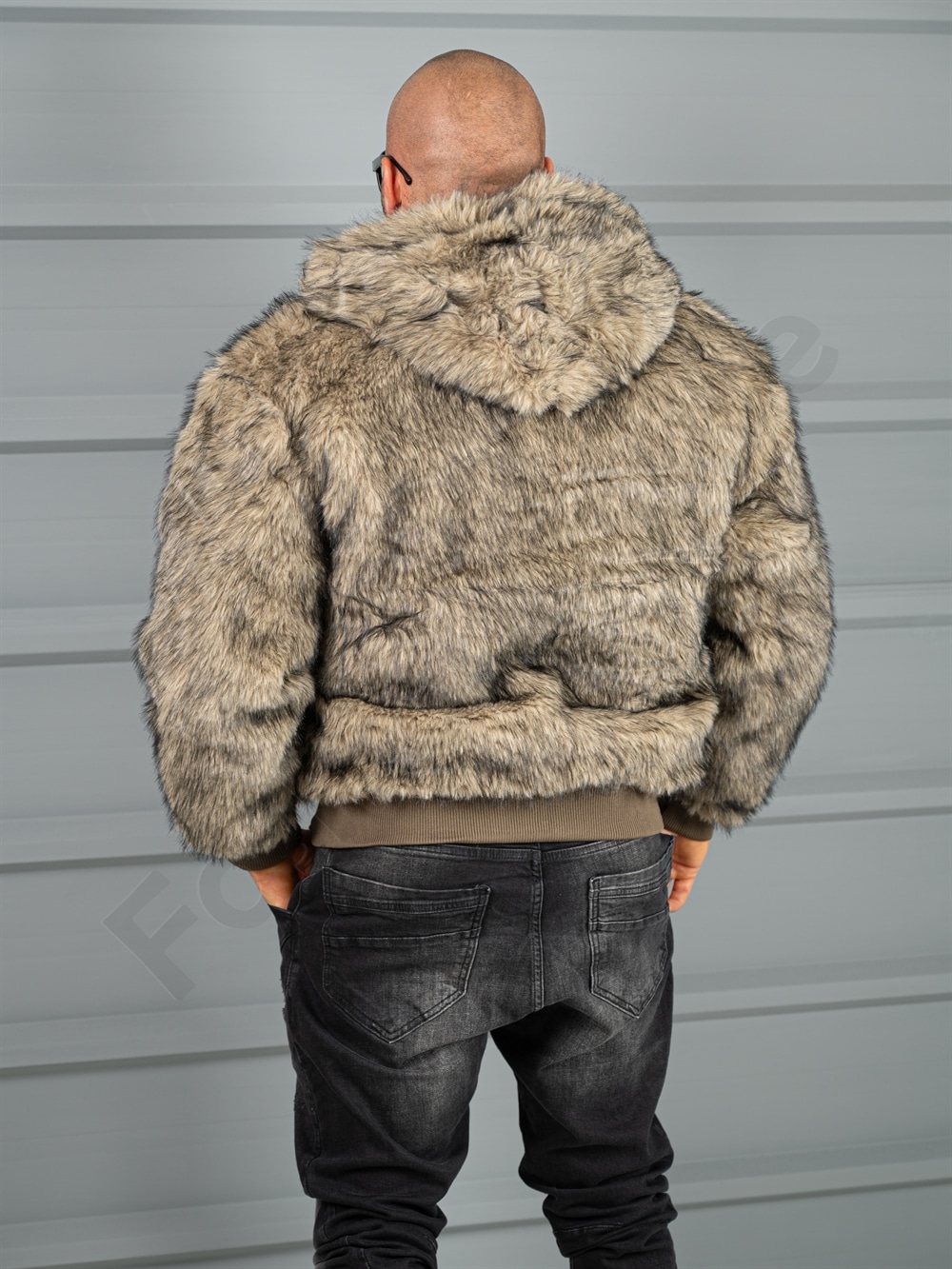 Geaca groasa din piele eco cu doua fete si gluga-moca cod 170165-1