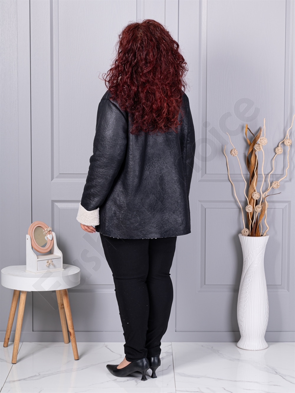 Palton maxi elegant din velur eco si caracul-negru cod 9830