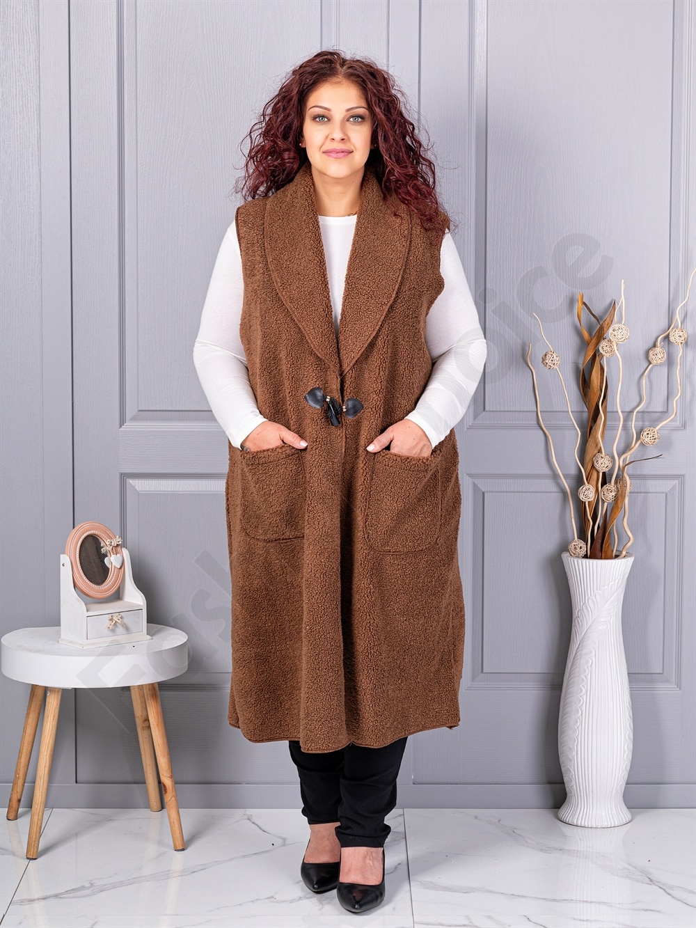 Vesta maxi elegant din bucle cu inchidere moderna-camel cod 2184-6