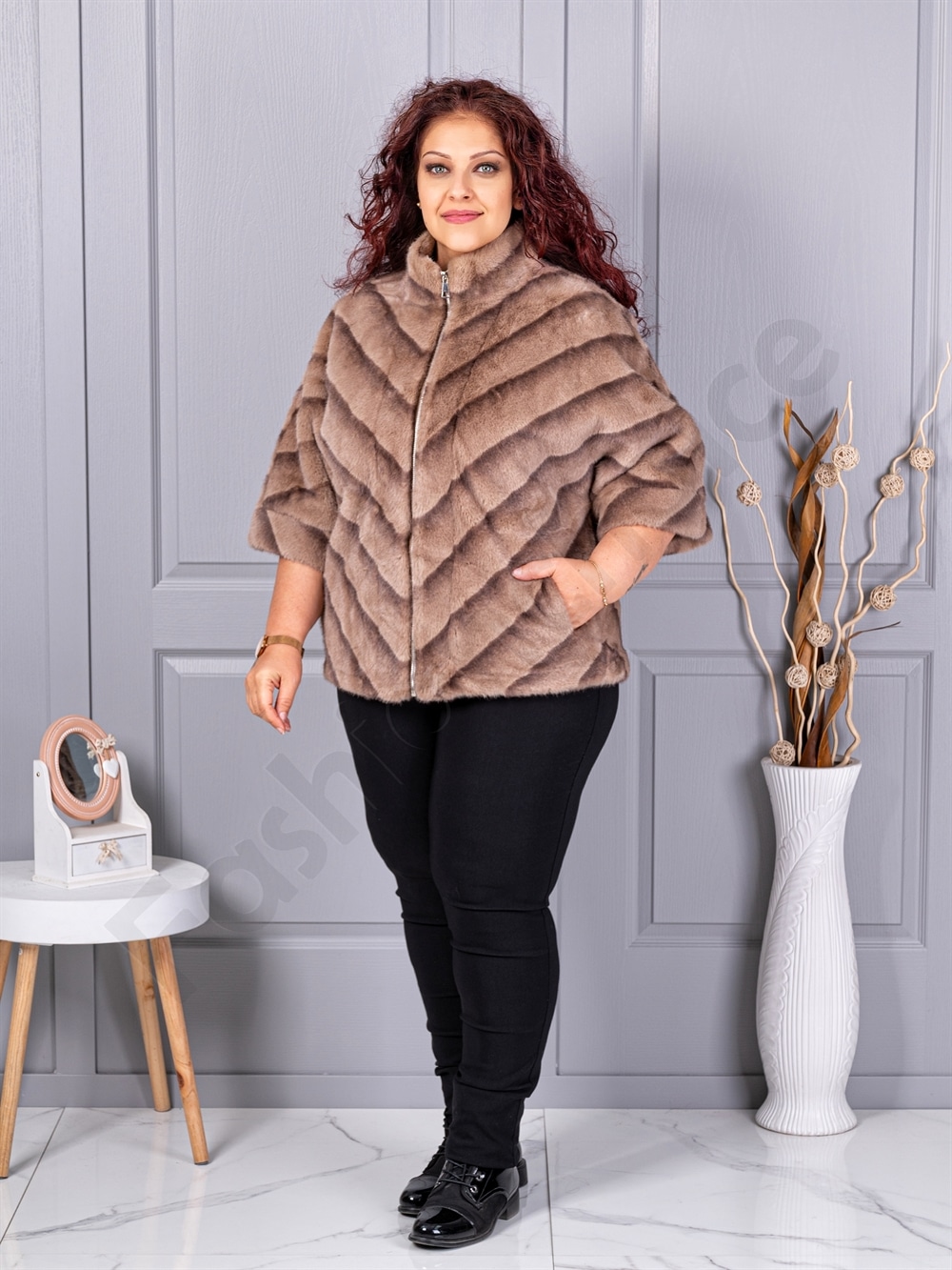 Palton maxi cochet din blana eco cu guler inalt-bej cod LT18-2