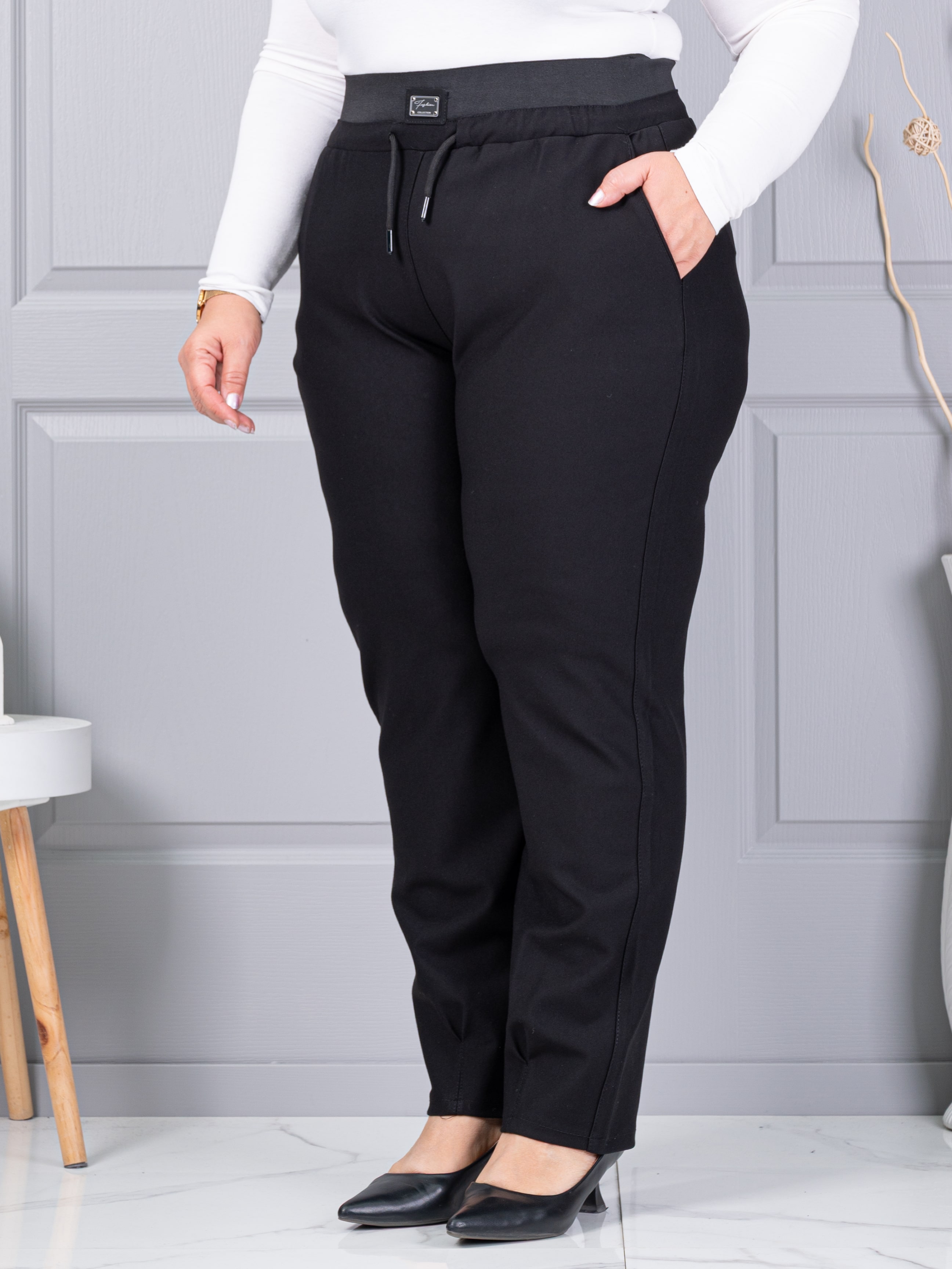 Pantalon maxi de dama cu talie elastica si emblema mica cod 2636
